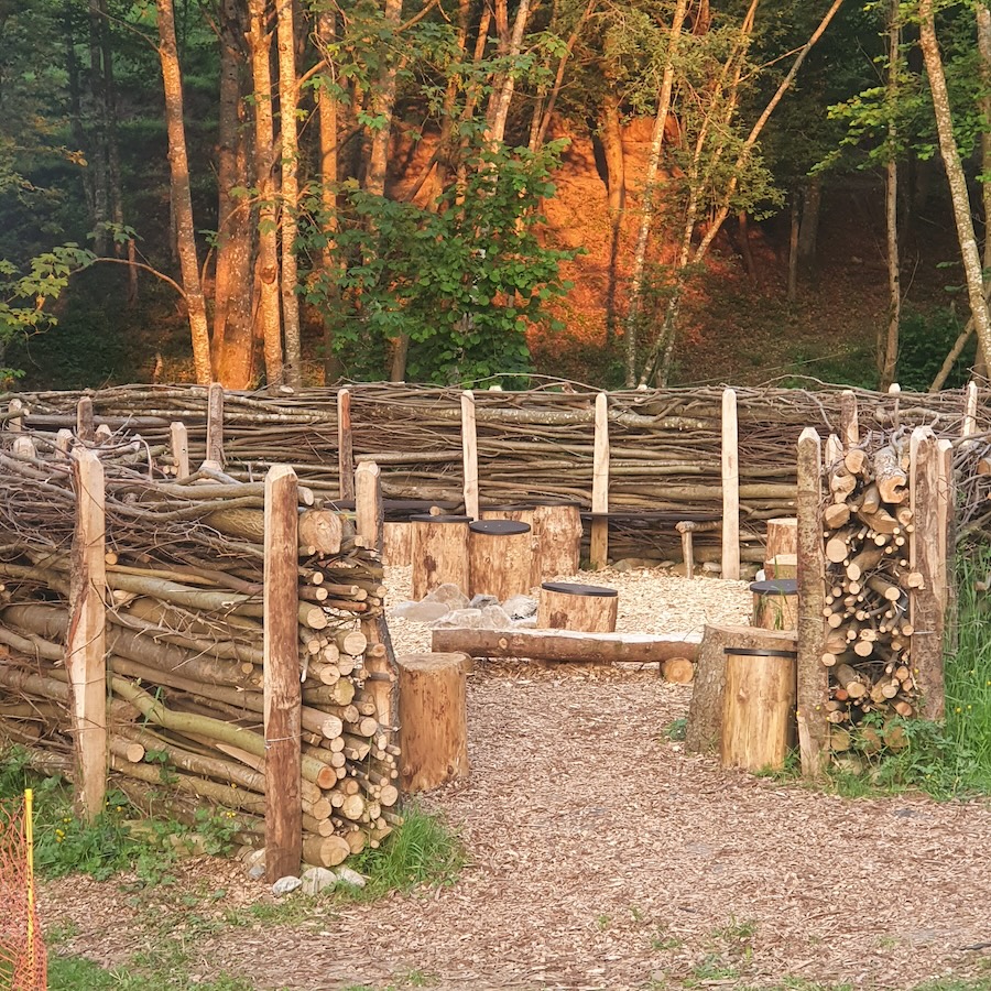 un canapé forestier