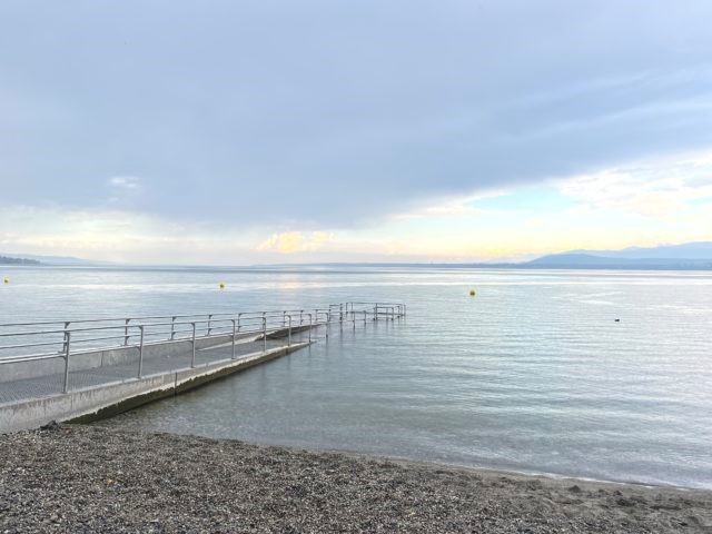 Rampe d'accès au lac au Port-Choiseul à Versoix